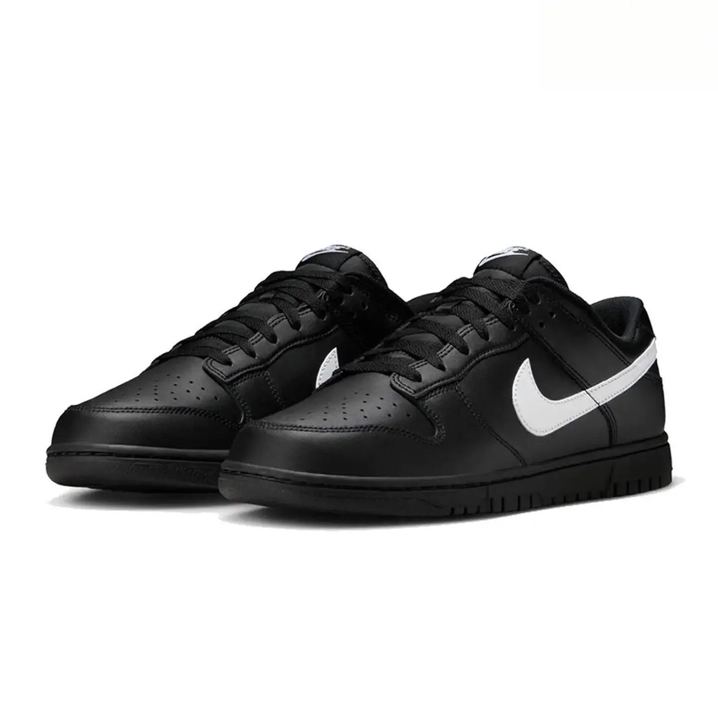 Nike Unisex-Schuhe mit flacher Gummisohle, klassisch, vielseitig, langlebig, NIKE DUNK LOW IO7606-010