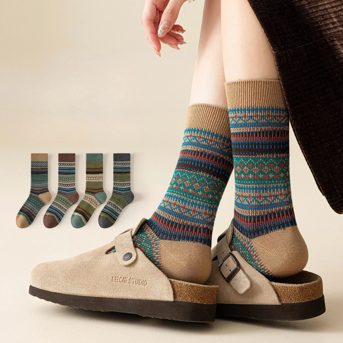 Socken Damen Medium Tube Socken Herbst und Winter 2025, neue Doppelnadel-Doppelweg-Retro-Ethno-Windsocken Damen Image
