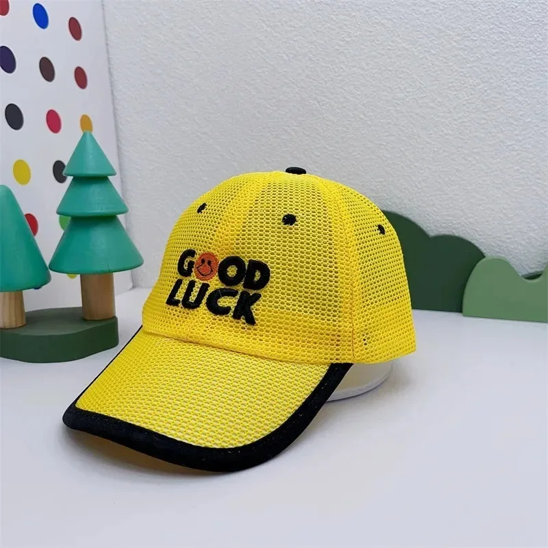 Koreanische Version von Baseballkappen für Kinder im Frühling und Sommer, atmungsaktive Netzhüte für Jungen und Mädchen, Sonnenhüte für Outdoor-Reisen Image