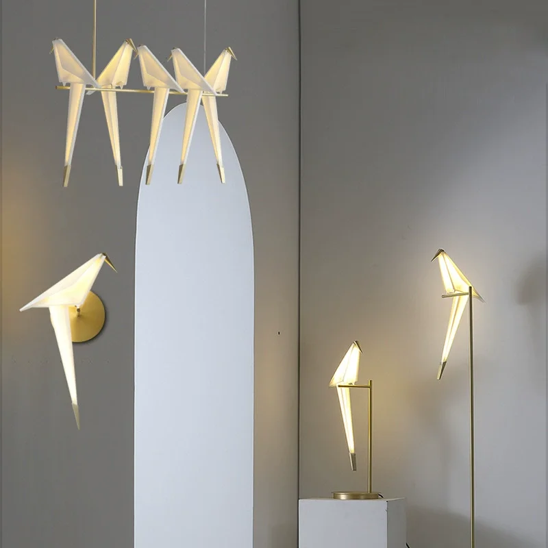 LED Bird Stehlampe Stehlampe Wohnzimmer Schlafzimmer Studio Stand-up Schreibtischlampe Studing Reading Origami-Licht