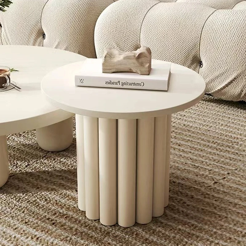 Runder Beistelltisch, cremefarben, nordischer Couchtisch, Wohnzimmer-Akzenttisch, kreativer Schreibtisch, neues Design, Heimdekoration