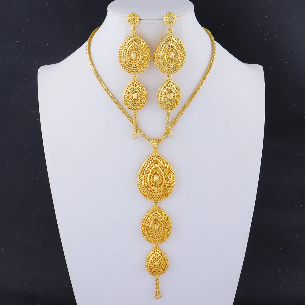 Dubai Neues Design Vergoldete Ketten-Halskette mit Anhängern und Ohrringen für Damen, Schmuckset für Dates, Alltag, Partys und Hochzeiten Image