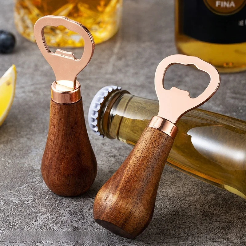 2/4Pcs Bier Flasche Opener Kreative Holzgriff Opener Tragbare Edelstahl Cocktail Trinken Kappe Opener Barkeeper Korkenzieher Image