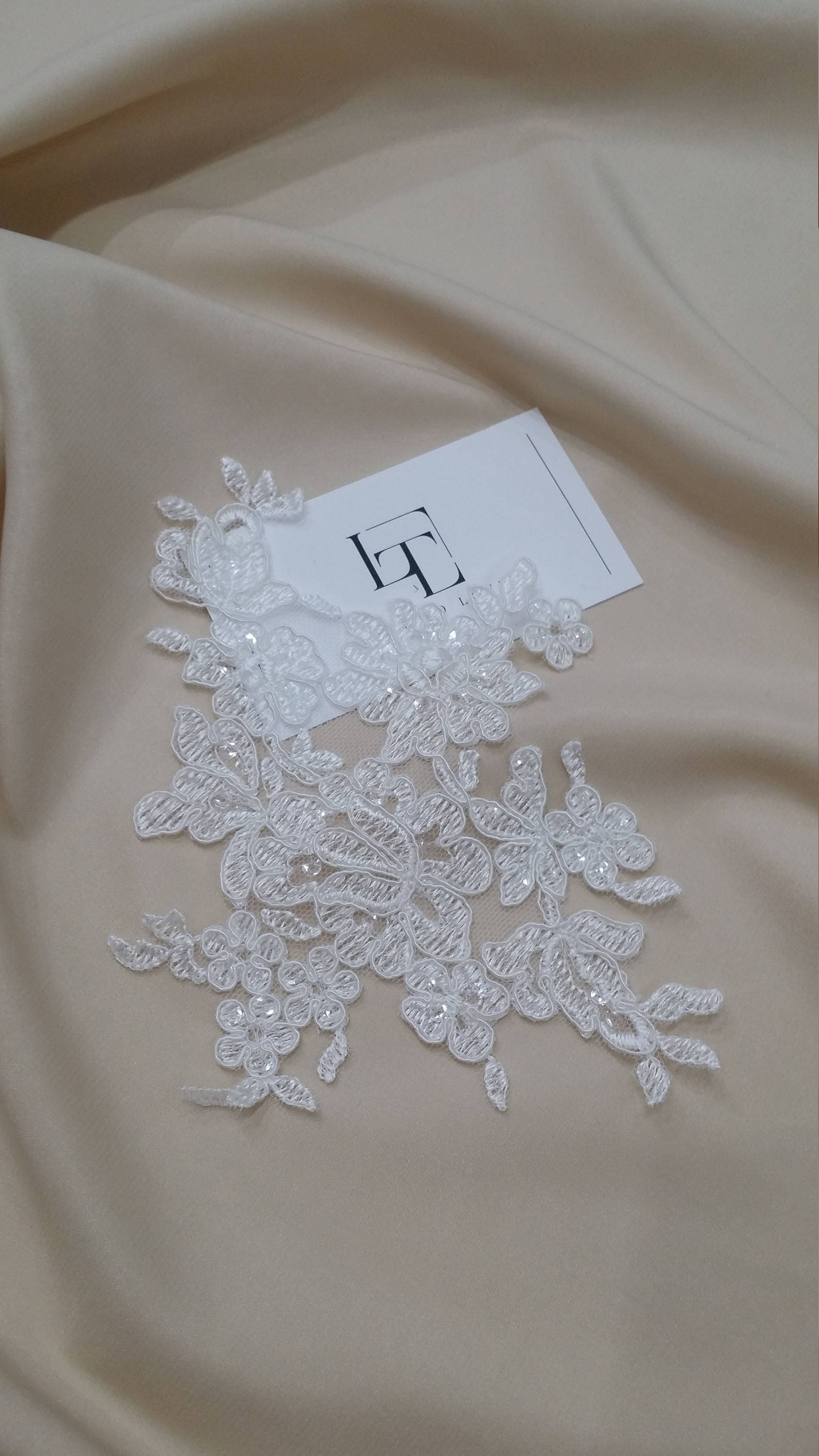 Applicazione in pizzo avorio, applicazione in pizzo con paillettes, applicazione in pizzo Chantilly francese, pizzo 3D, applicazione in pizzo da sposa