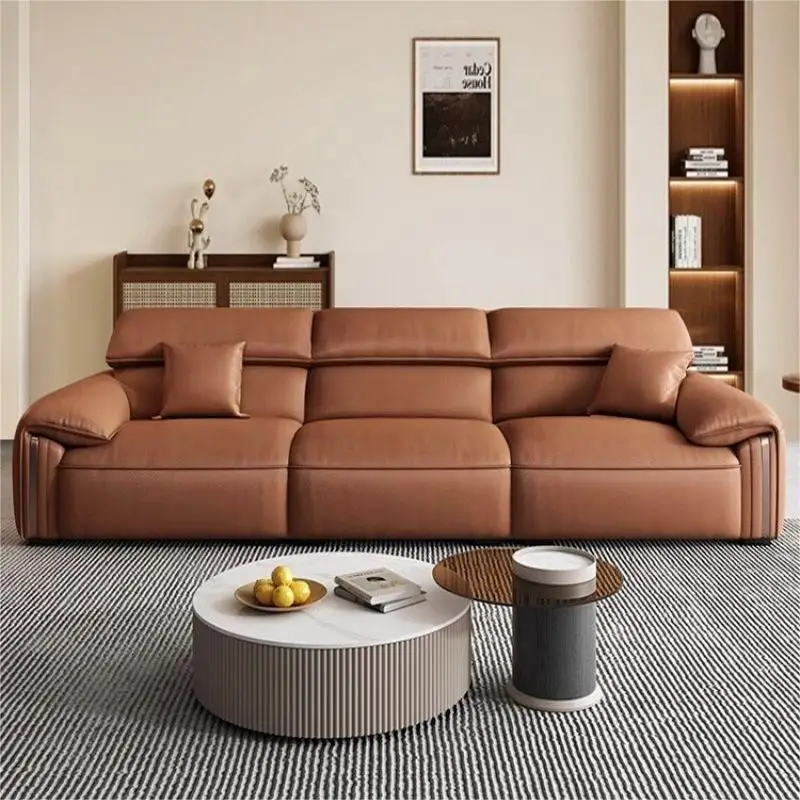 Italienisches minimalistisches mittelalterliches Ledersofa, Wohnzimmer, erste Schicht aus Rindsleder, kleine Wohnung, Retro-Ledersofa mit gerader Reihe, Kombination