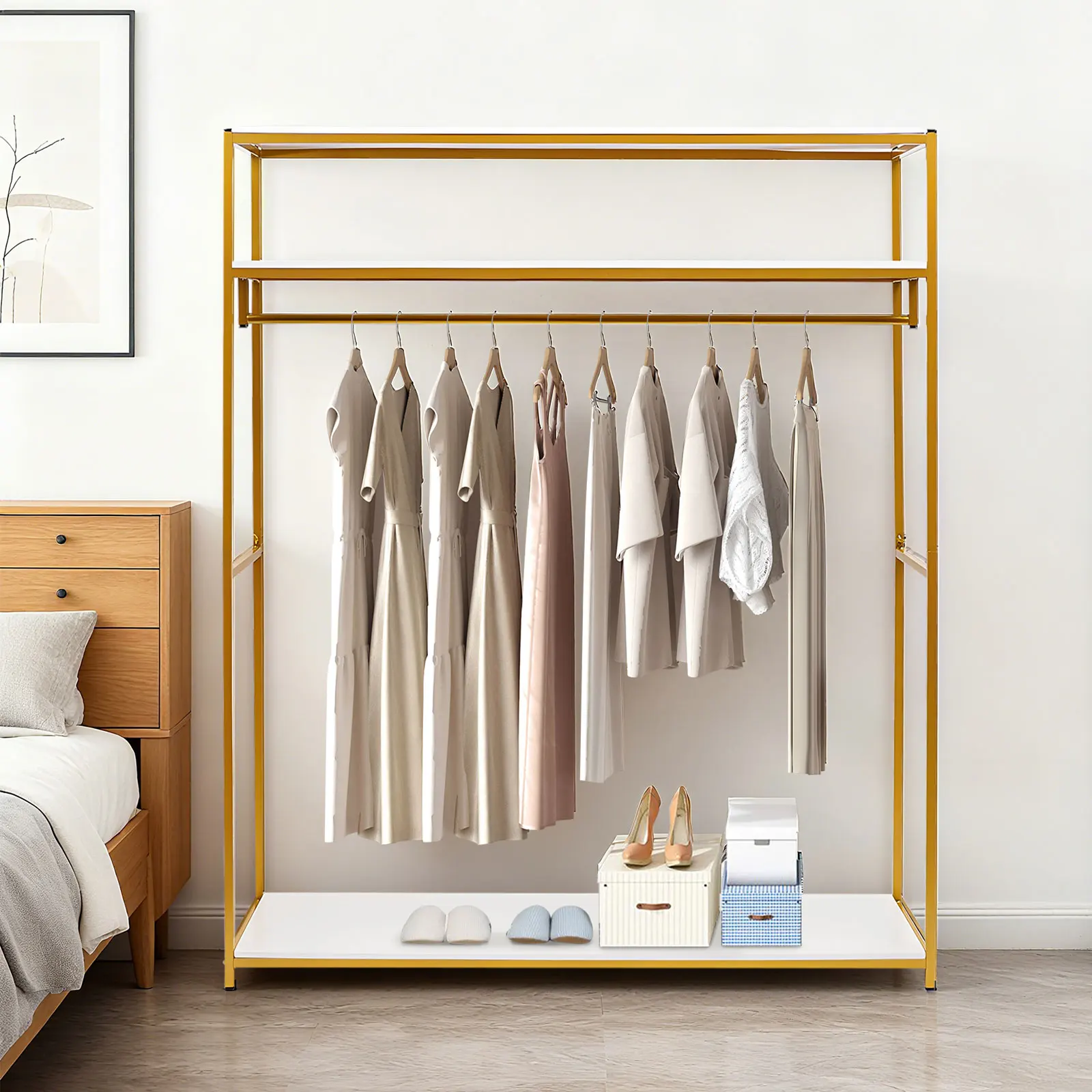 Kleiderständer aus Eisen mit Ablagen, Brautkleid-Ständer, goldener Kleiderständer für Zuhause Image
