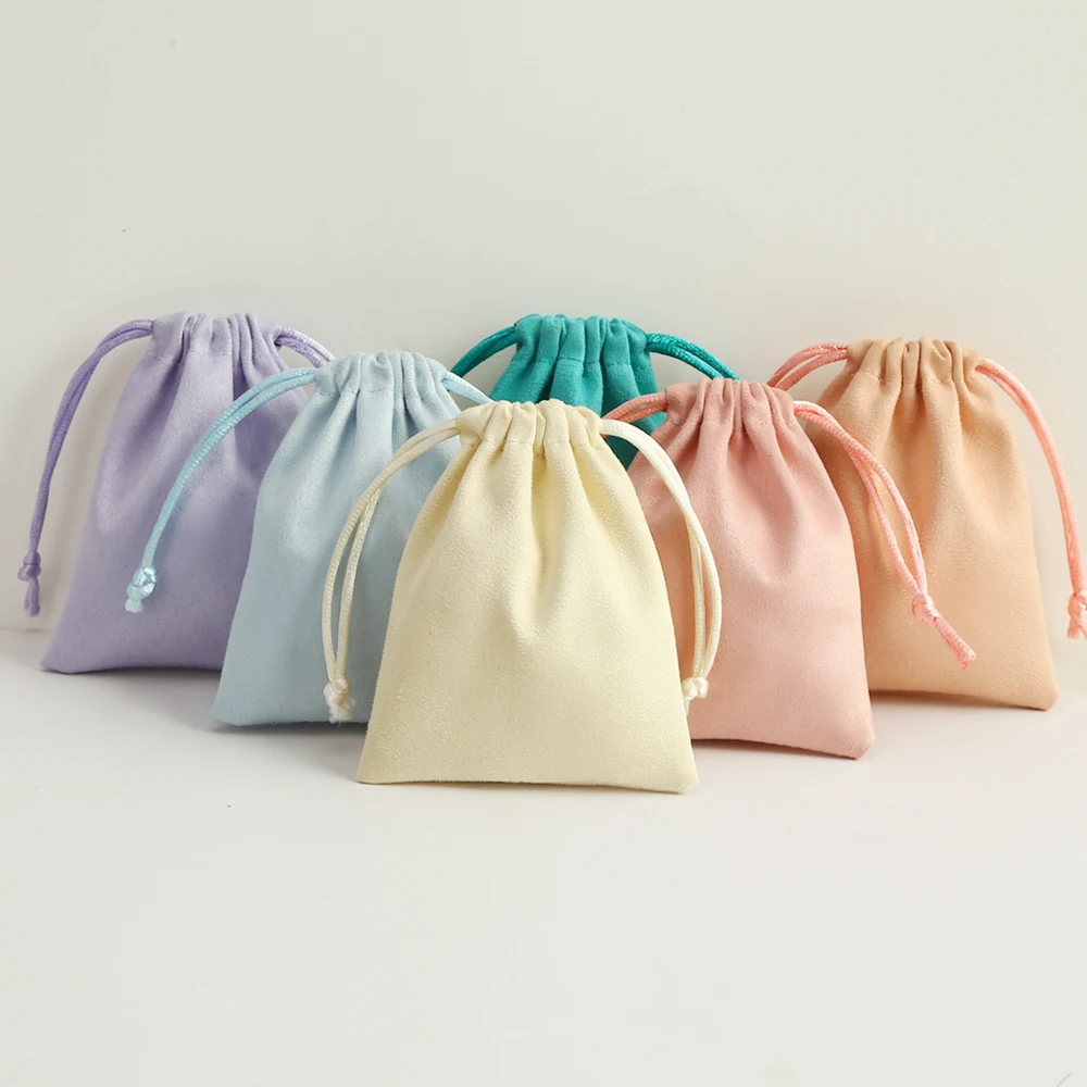 50 Stück Flanell-Schmuckverpackungsbeutel, schickes Lila, Hochzeitsbevorzugung, Geschenktüte, Samtbeutel mit Kordelzug für Kosmetik, Make-up, Wimpern Image