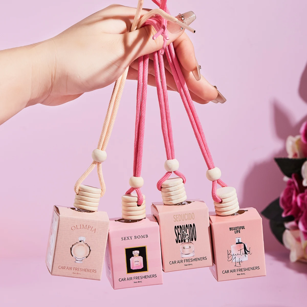 4 Stück rosa Autoduft Autoinnenzubehör, Parfümanhänger Autozubehör, Autoduft für frische Luft Image