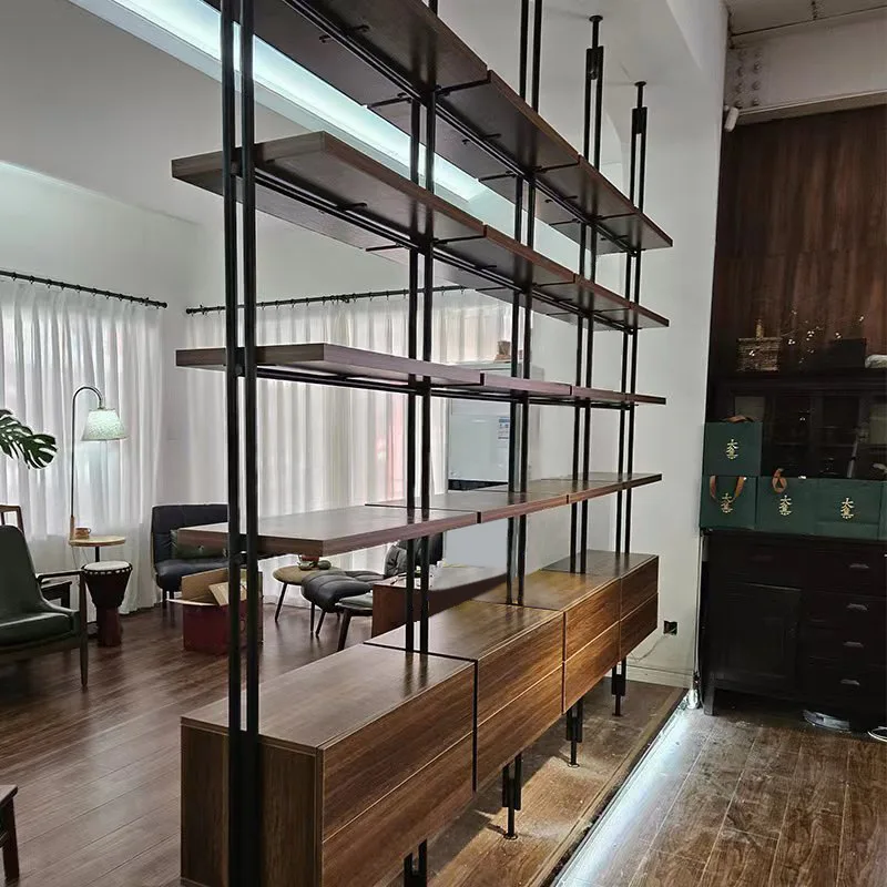 Italienisches minimalistisches Bücherregal, Bürotrennwandregal, raumhohes, schmiedeeisernes Wand-Bücherregal für das Wohnzimmer Image