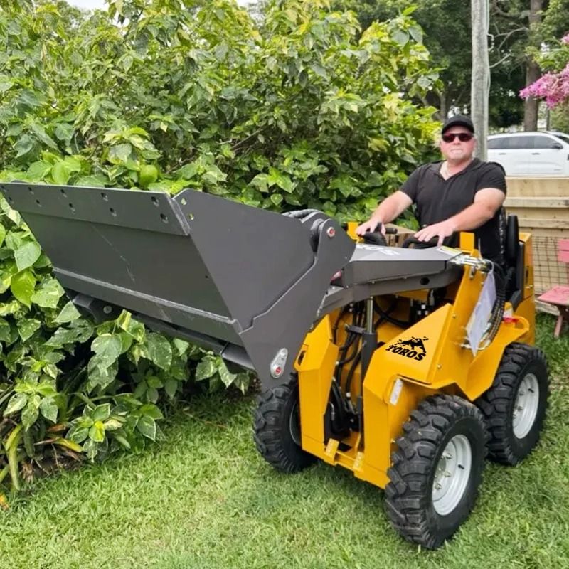 TOROS Professional Mini Skid Steer Loader Customizable Small Wheel Loader For Construction & Landscaping trs 360z