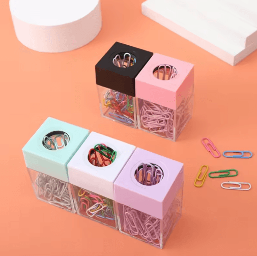 Cute Magnetic Paper Clip Holder Desk Organizer With Clips pink