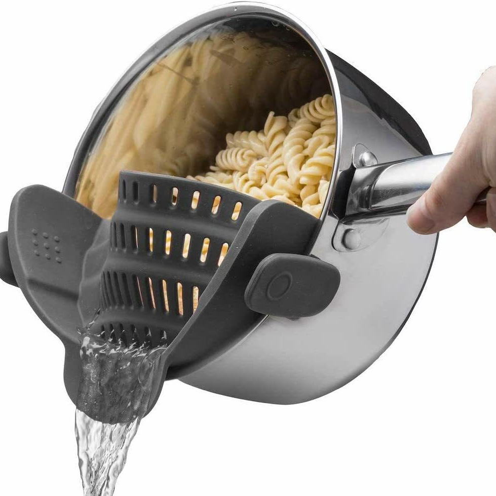 Adjustable Silicone Clip On Strainer For Pots, Pans, And Bowls Handheld Drainer For Noodles And Pasta grey