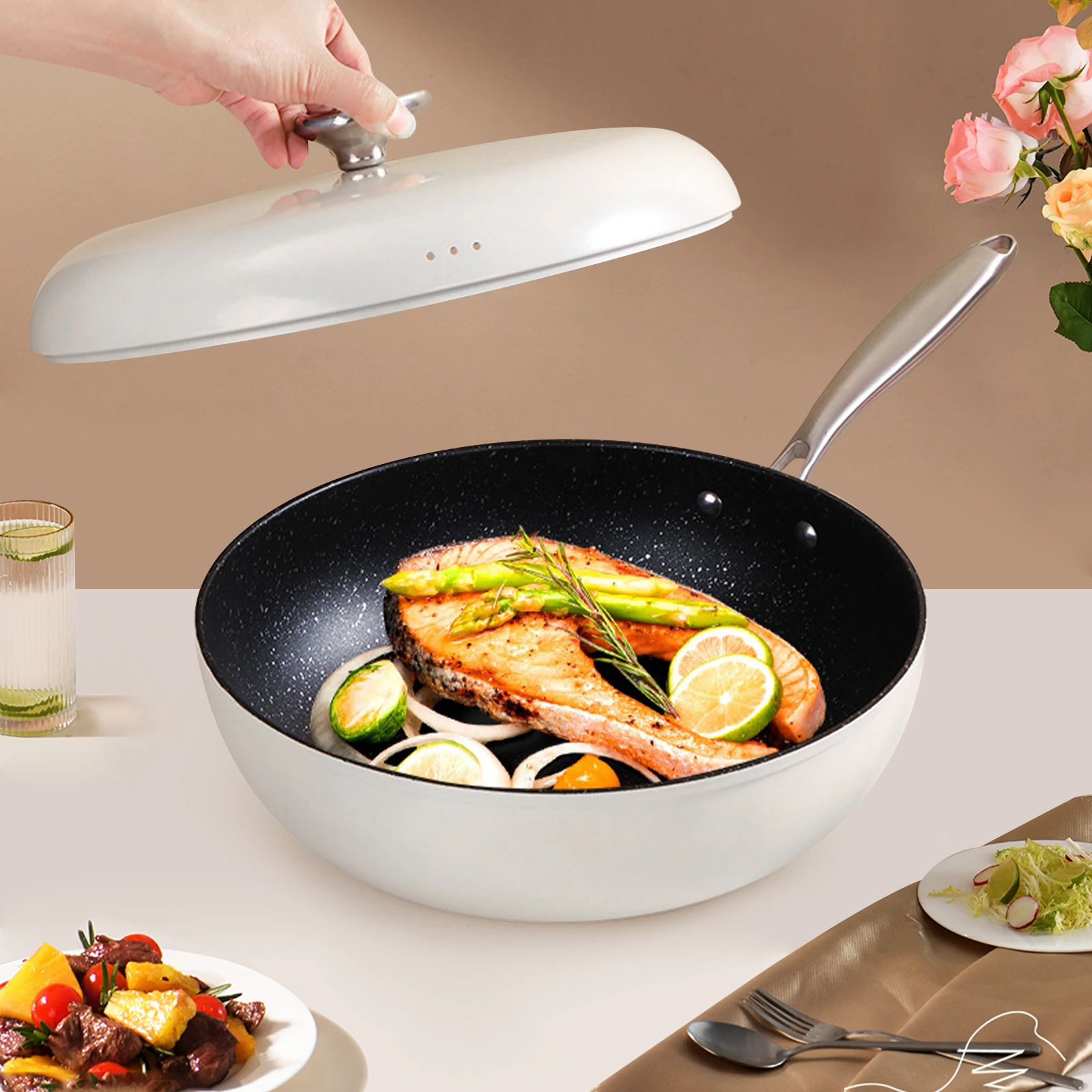 Moderne Antihaft-Bratpfanne mit Deckel Image