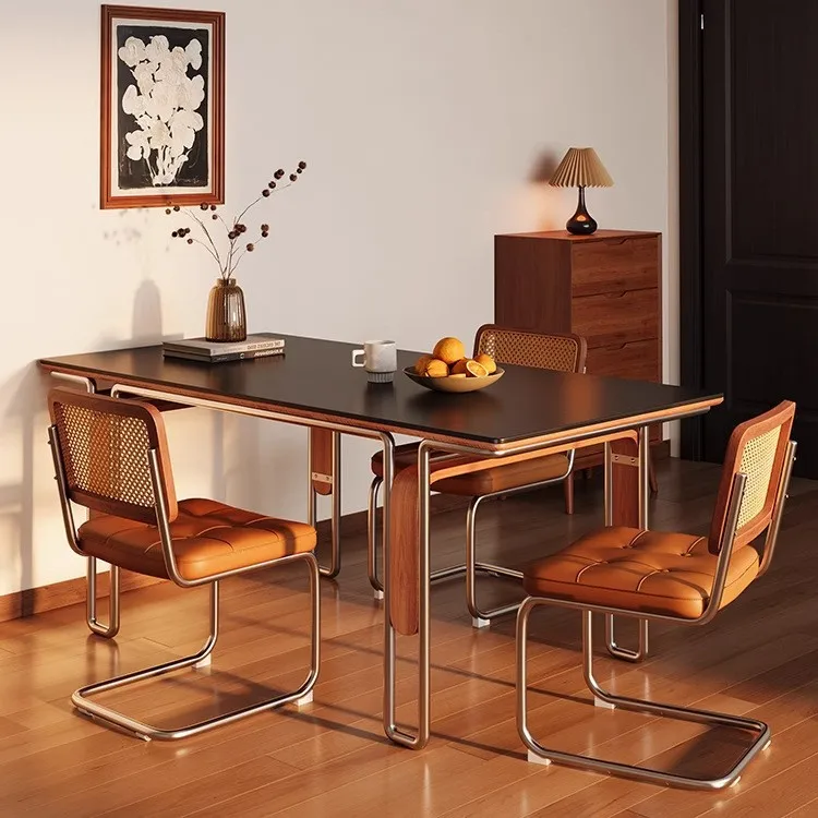 Mittelalterlicher Esstisch aus massivem Holz mit Steinplatte, rechteckig, nordischer Edelstahl, Bauhaus-Retro-Möbel, Esstisch.