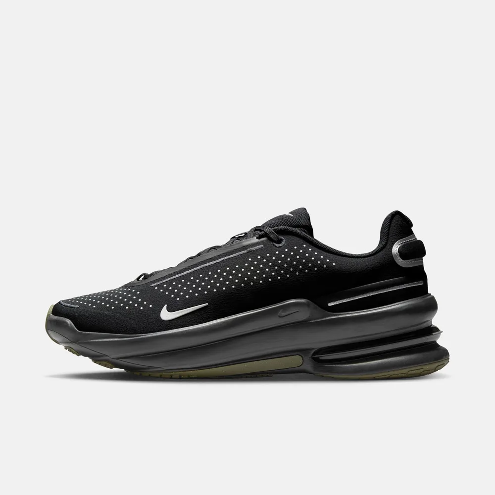 NIKE Herrenschuhe AIR ZOOM UPTURN SC SE Sport- und Freizeitschuhe IM7025-001