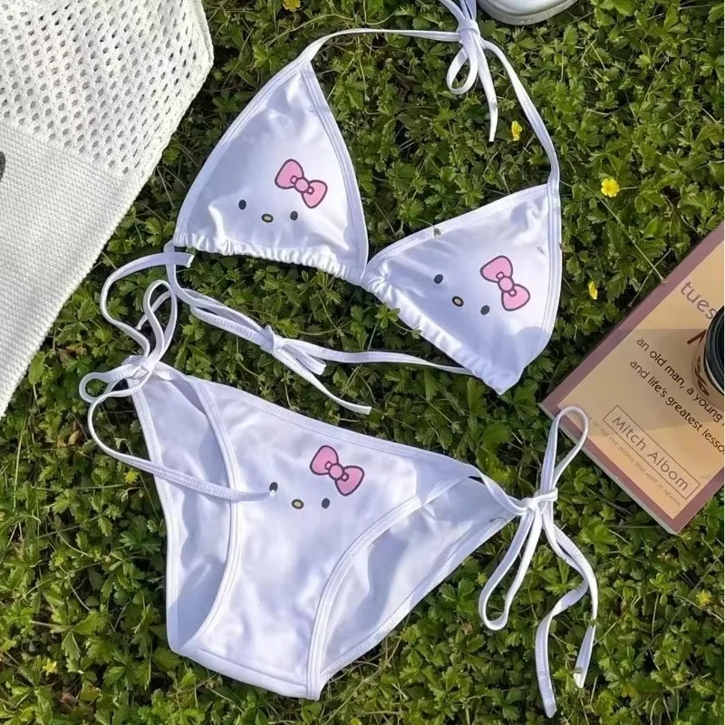 Cartoon Hello Kitty Zweiteiliger Badeanzug für Damen, süßer und trendiger Bikini, Push-Up-Badeanzug für kleine Brüste, Urlaubs- und Thermalquellen-Badeanzug, Strandkleidung Image