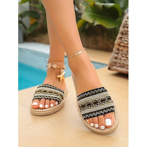 Bestickte, flache Damen-Sandalen im Boho-Stil mit gewebter Sohle – farbenfroher, tropischer Resort-Look, bequeme Sommerpantoletten zum Entspannen am Pool und für Inselurlaube Image