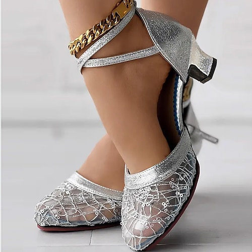 Goldene Damen-Pumps mit Strassbesatz und T-Riemen – Vintage-Stil der 1920er-Jahre, elegante Ballsaalschuhe für Tanzpartys der Jazz-Ära. Image