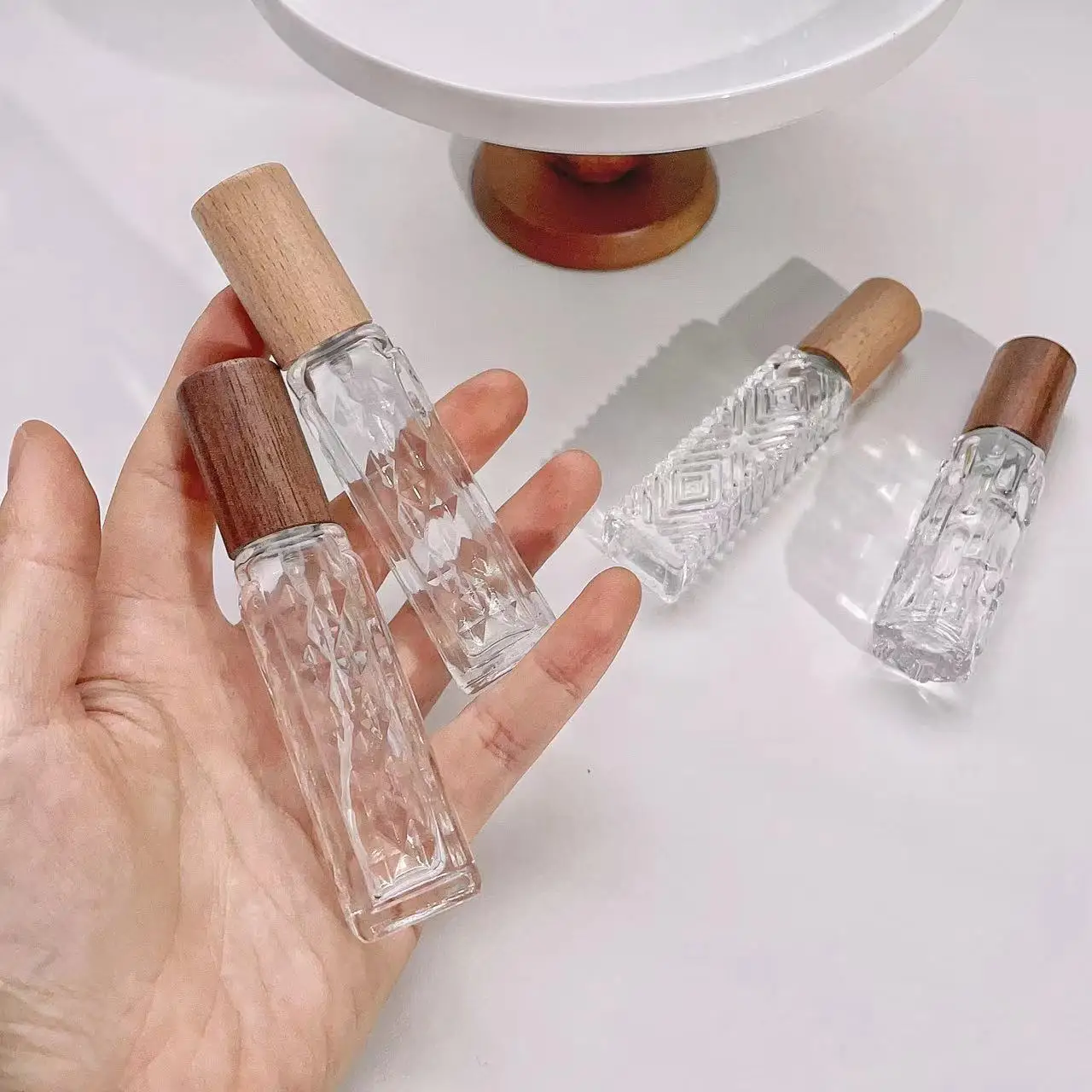 10ml 12ml Glass prüh flasche Mini Travel tragbare Parfüm flasche flüssige Unter abfüllung feiner Sprühnebel leerer kosmetischer Organizer Image