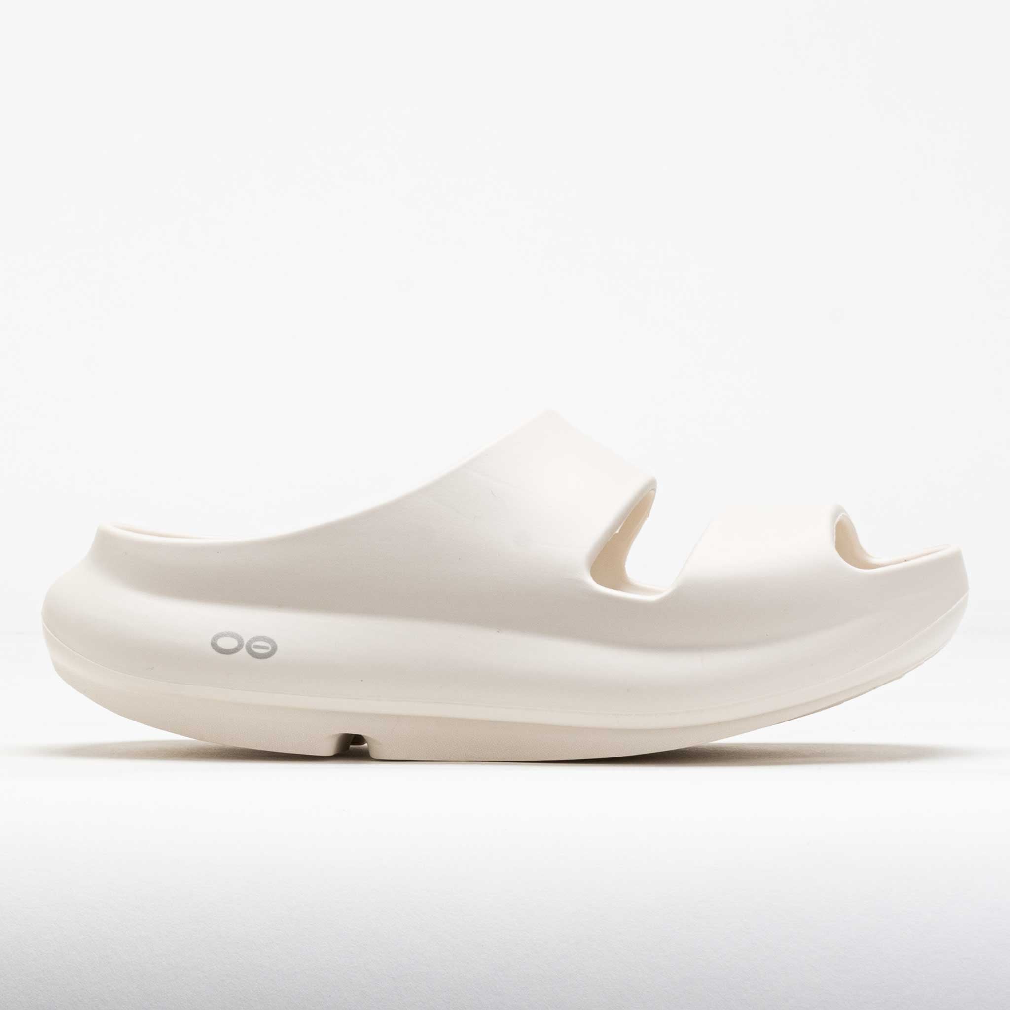 OOFOS OOyea Plus Women's Sandals & Slides Chalk