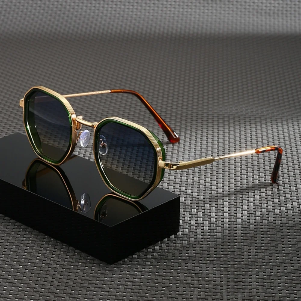 Uv400 Sonnenbrille, leicht, Retro, quadratisch, Farbverlaufsrahmen, Brillen, stilvolle Polygon-Sonnenbrille aus Metall zum Angeln, Wandern Image