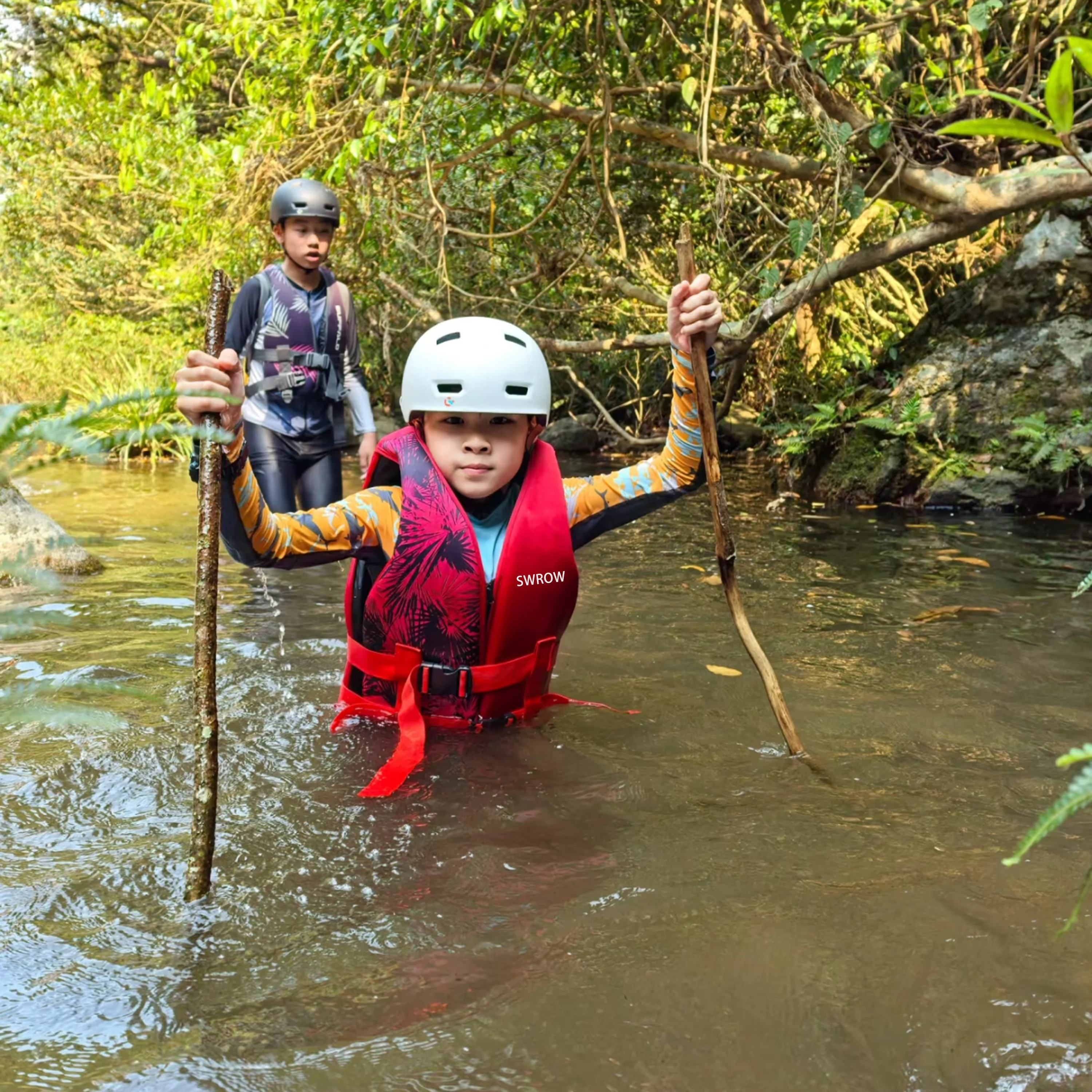 Gilet de sauvetage en néoprène pour enfants, garçons et filles, nouveau gilet de flottabilité pour sports nautiques, natation, navigation, ski nautique, conduite, dérive ﻿