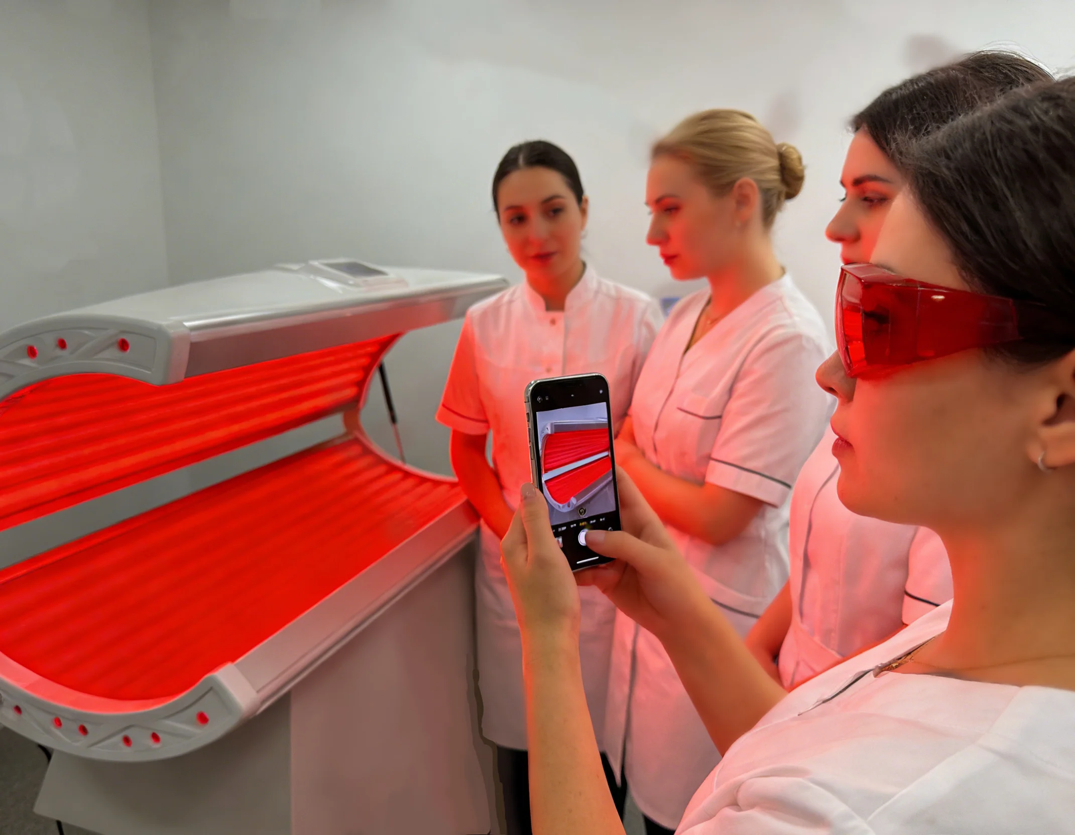 Rotlichttherapie-Liege für Spa & Salon mit LCD-Touchscreen-Steuerung für Salon- und Spa-Anwendungen mit Rotlichttherapie