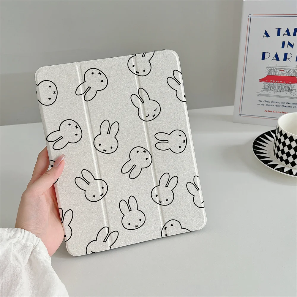 Coque INS mignonne pleine écran simple avec motif lapin Miffy, compatible avec iPad A16 2024 11 pouces, iPad Air 5/4 2025, iPad 10 10,9 pouces, iPad 9,7 pouces, iPad 10,2/10 pouces.