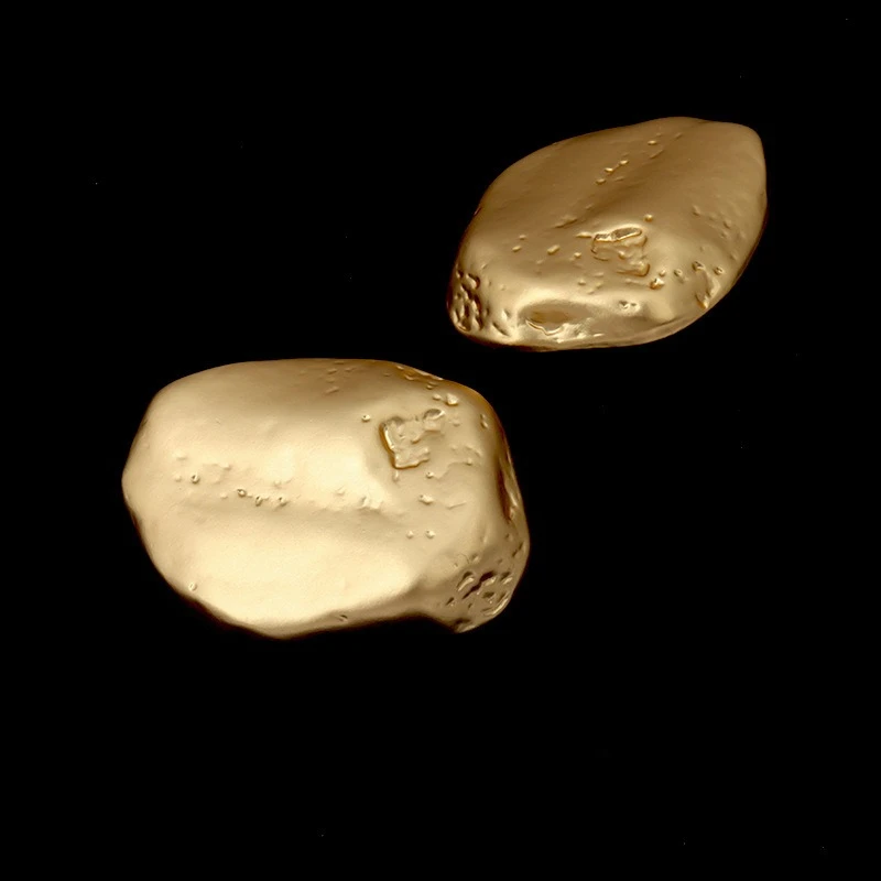 5 Stück schöne blassgoldene Knöpfe 30 mm * 39 mm große unregelmäßig geformte Schaftknöpfe Damenmantel-Accessoires Image