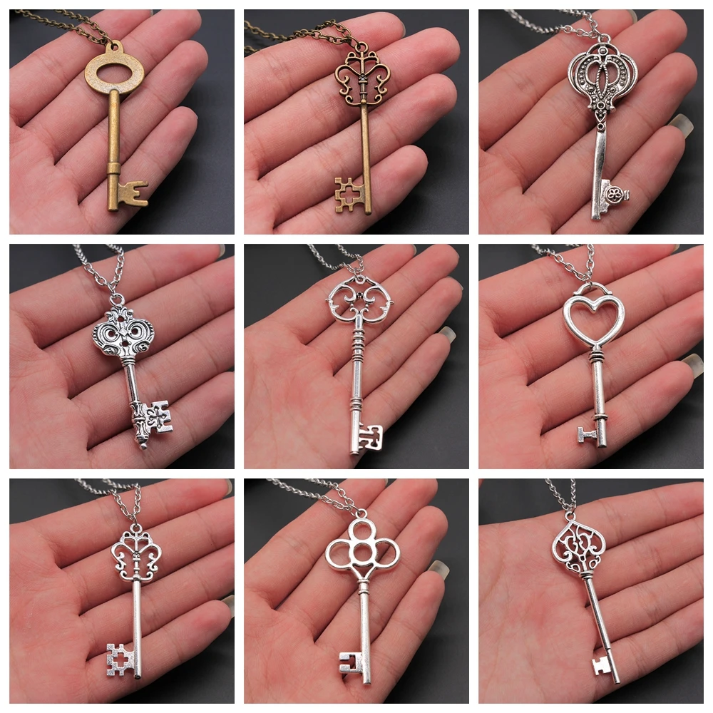 Collana con ciondolo chiave vintage color bronzo antico color argento antico a 2 colori per collana a catena lunga in metallo da donna