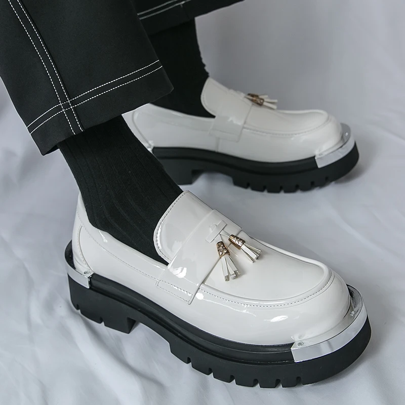 Neue Männer Klassische Fransen Schuhe Männer Dicken sohlen Anti-slip Business Fashion Faulenzer Europäischen Amerikanischen Bankett Schuhe Männer größen 38-46