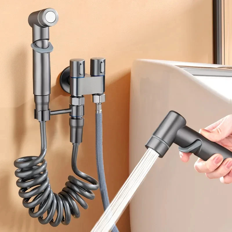 Hygienische Dusche für Badezimmer, WC, Bidet, Duschkopf, Doppelauslass-Winkelventil von Badezimmerzubehör, Bidet-Toilettensitz