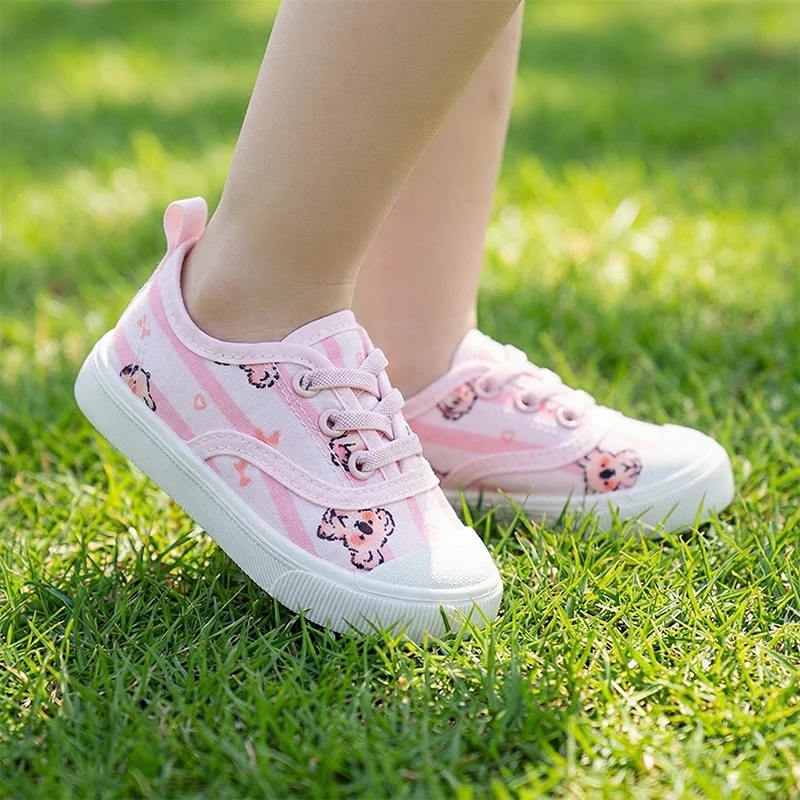 Frühlings-Neuheit: Bedruckte Canvas-Schuhe für Mädchen, Lässige Weichsohlen-Komfortschuhe für Kinder, Geschlossene Zehenpartie Anti-Kick Babyschuhe