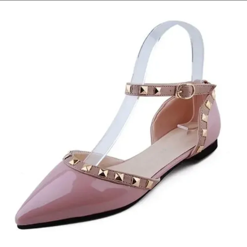 Frauen Nieten Wohnungen Schuhe Größe 46 48 Stilettos Breite Passt Zarte Weiche Glänzende Leder Sandalen Elegante String Gold Studs Schnalle strap