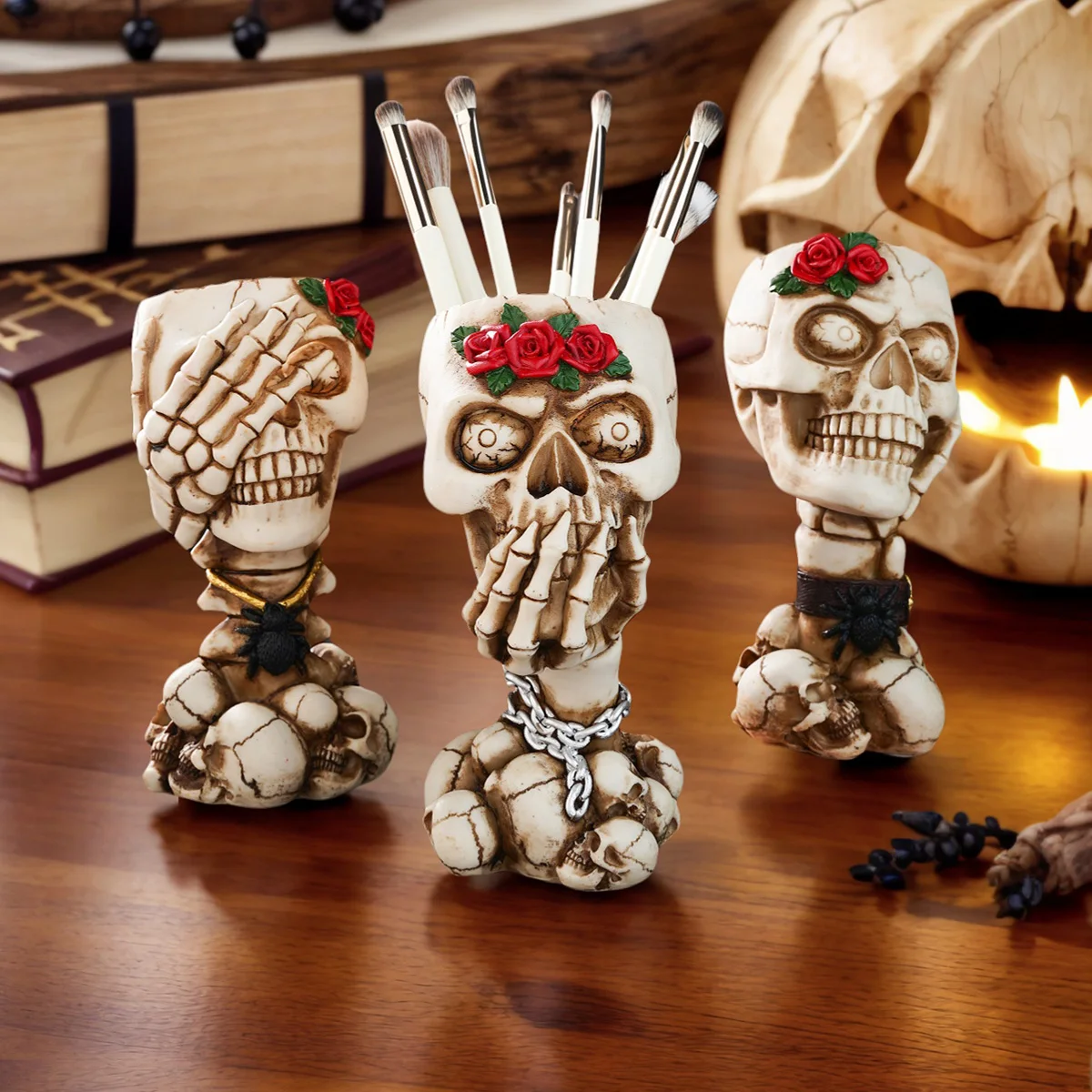 1 Stück, Halloween-Dekor-Harzmaterial, Vintage- und Retro-Stil. Hören Sie nicht, aussehen Sie nicht, erwähnen Sie den Stifthalter mit Totenkopf-Aufbewahrung Image