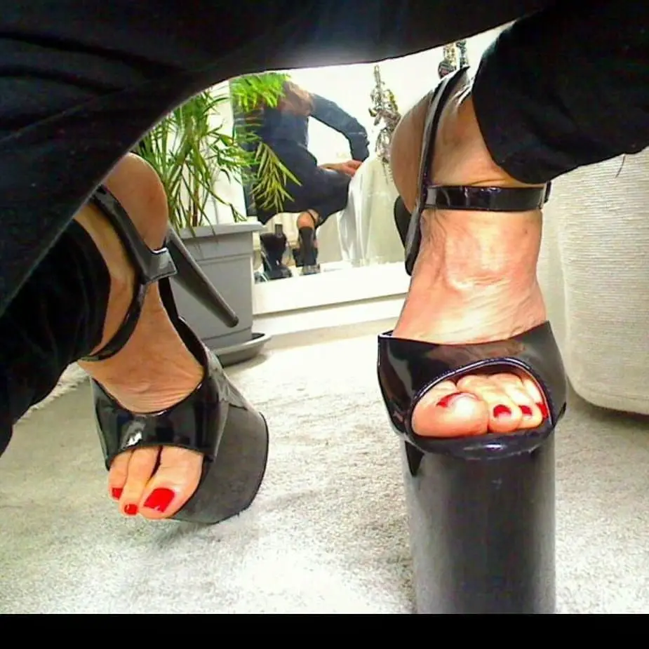 Schwarz Schnalle Matte Leder Flache Sandalen Thin High Heel Mode Kühlen Sexy Sommer Casual Große Größe Frau Schuhe Zapatillas Mujer