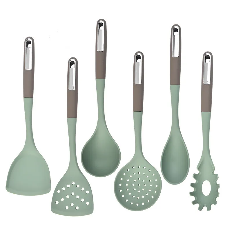 Set di utensili da cucina in Silicone di nuovo Design Set di utensili da cucina per uso domestico antiaderente Set di utensili da cucina con cucchiaio per pentole calde