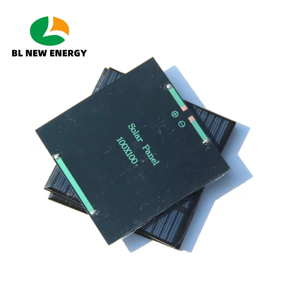 Micro foglio solare 100x100mm celle solari 1.2W Mini pannello solare 5V per luce a Led piccoli pannelli solari