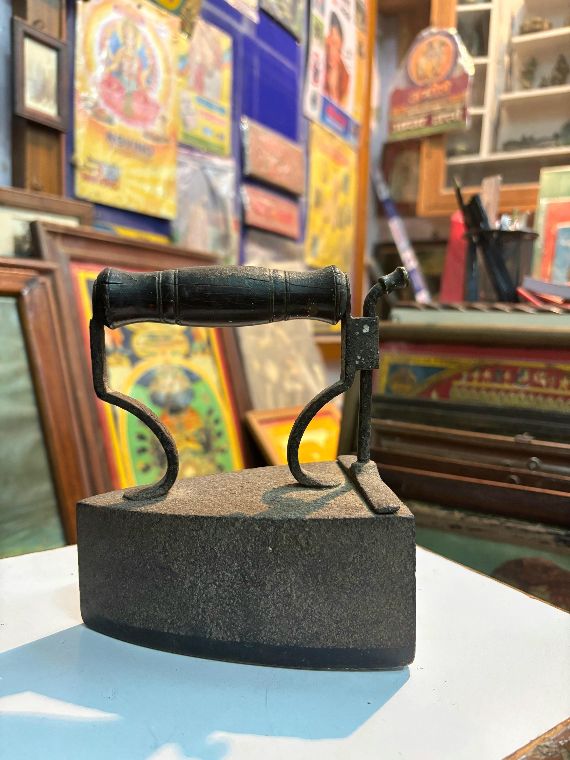 Ferro da stiro originale vintage da 2,5 kg del 1800 / Ferro da stiro antico del 19o secolo con pallina di ferro