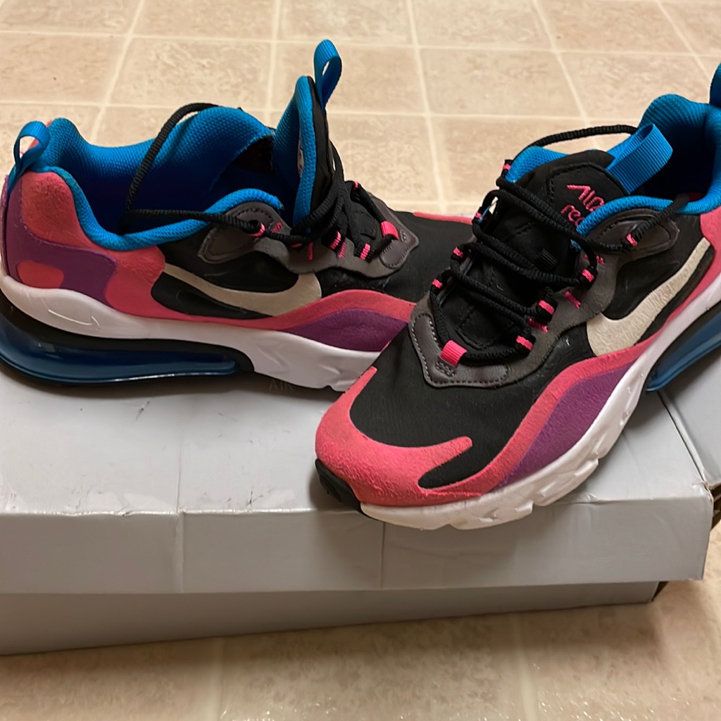 Nike Shoes | Big Girls Nike Air Max Size 5y | Color: Black/Pink | Size: 5bb
