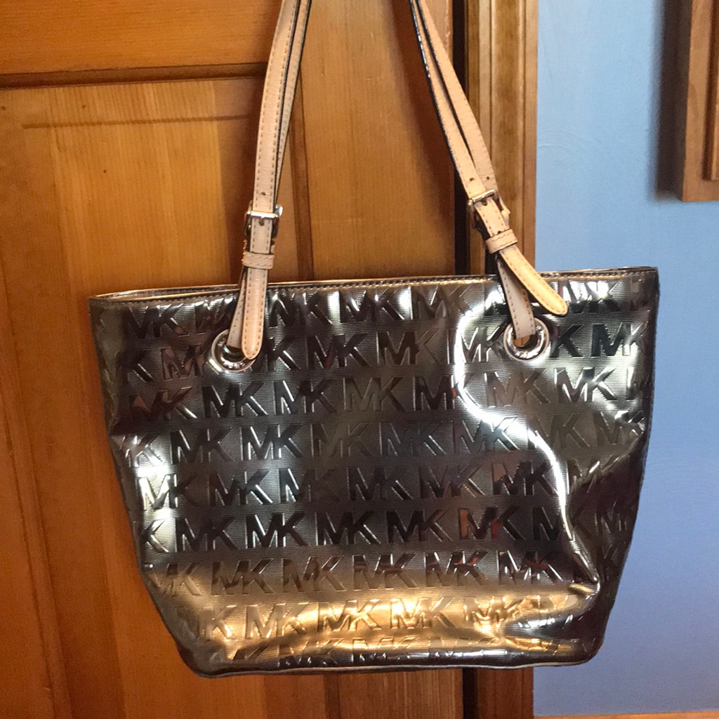 Michael Kors Bags | Authentic Mk Purse | Color: Black | Size: Os