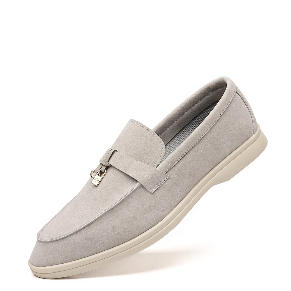 Große Größen Modische Casual Loafer für Herren Frühling Herbst 2026 Neue Designer Wildleder Schuhe Einfarbige Flache Herrenschuhe