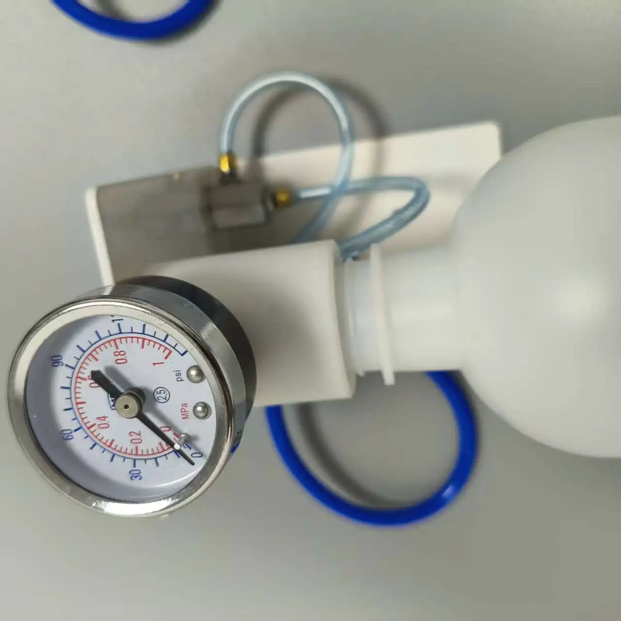 600ml/1500ml Zahnarztstuhl-Wasserspeicherflasche - Professionelle Werkzeugsets Passend für FONA Dental-Turbineneinheit Image