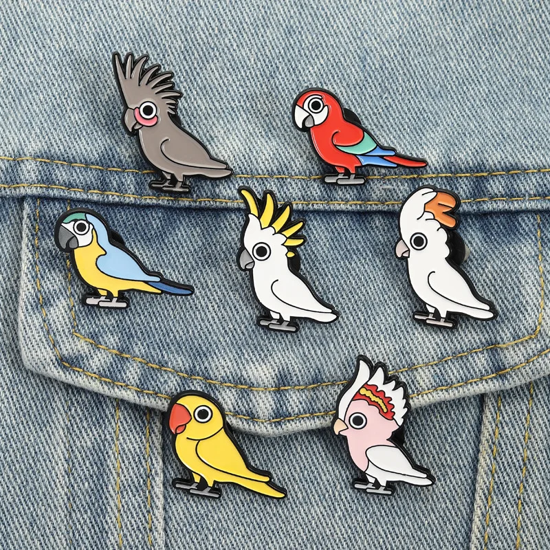 Bunter Papagei Emaille-Pin Kreativer Cartoon Bunter Vogel Tier Metall-Accessoire Anstecknadel Schmuck Geschenk für Kinder Freunde Image