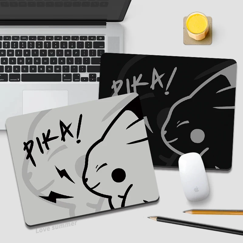 Büro Rutschfeste Kleine Mausunterlage Pokemon Cartoon Niedlicher Pikachu Laptop Zuhause PU-Leder Gaming-Mauspad Oberfläche Schreibtischunterlage Büro Image