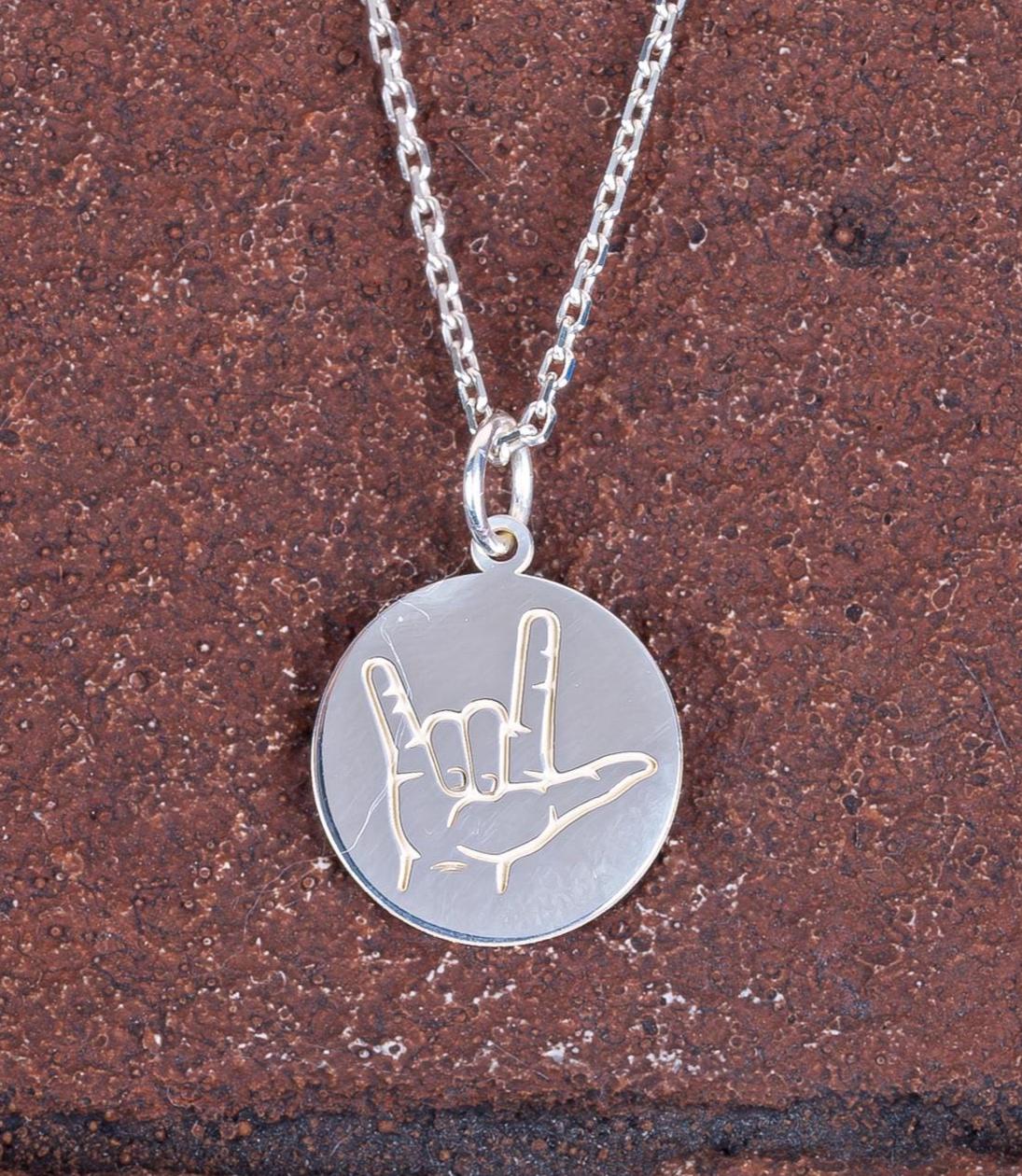 "Collana in argento sterling 925 con scritta \"Ti amo\" - Ciondolo con gesto della mano in ASL per donna, gioiello minimalista con scritta \"Ti amo\", rega"