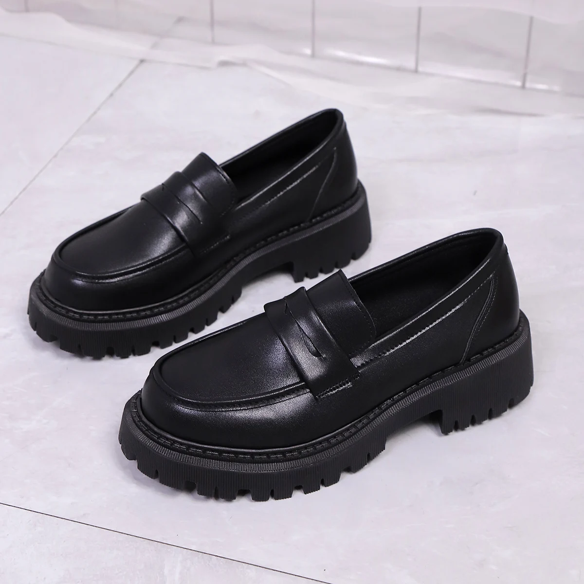 Plattform Keil Casual Turnschuhe Kunstleder Chunky Bequeme Schuhe Frühling Herbst Mode Hohe Marke Frauen Schuhe