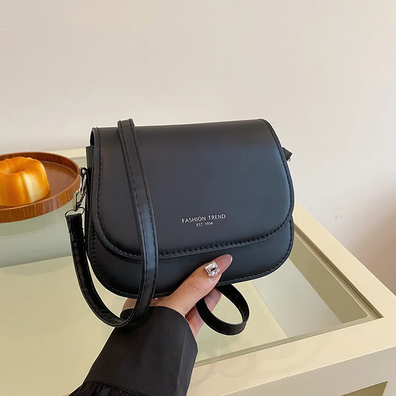 Neue Damen-Umhängetasche, einfarbig, modische Flip-Tasche, Retro, lässig, einfache Umhängetasche, Umhängetasche, Handtaschen, Beuteltasche Image