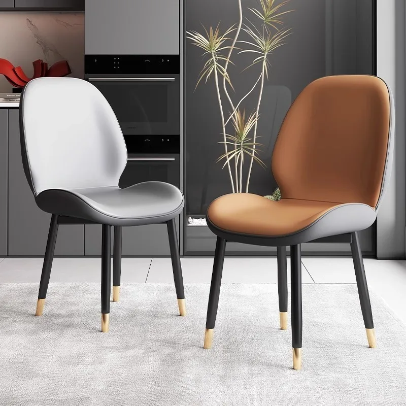 Moderner Esszimmerstuhl, Weiß & Braun, Ergonomisches Design mit Metallgestell, Gepolsterter Polyester-Schaumstoffsitz, Einfache Montage für die Küche