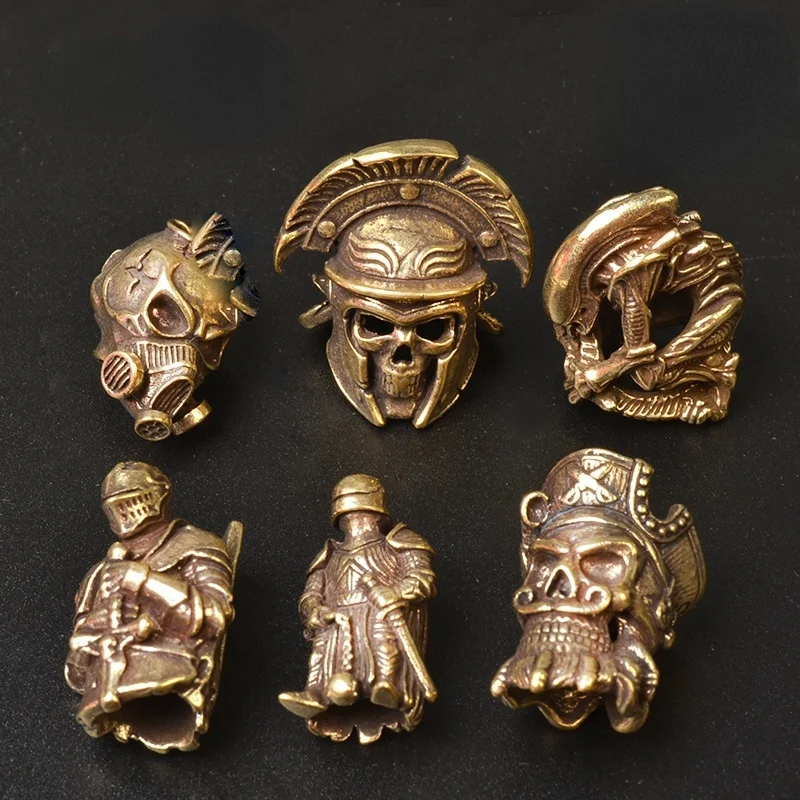 Pirat EDC DIY Messer Perlen Anhänger Vintage Farbe Messing Outdoor Werkzeuge Gelb Messing Schädel Paracord Perlen